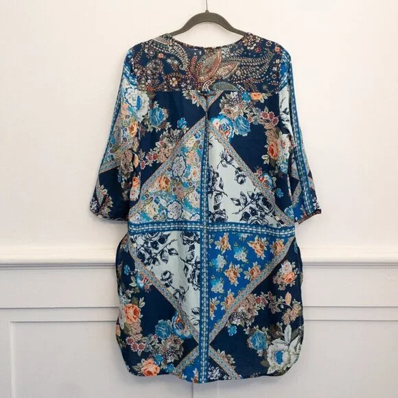 Fig and Flower Boho Floral Patchwork Tunic Top Medium Blue Paisley Blouse - Picture 2 of 4